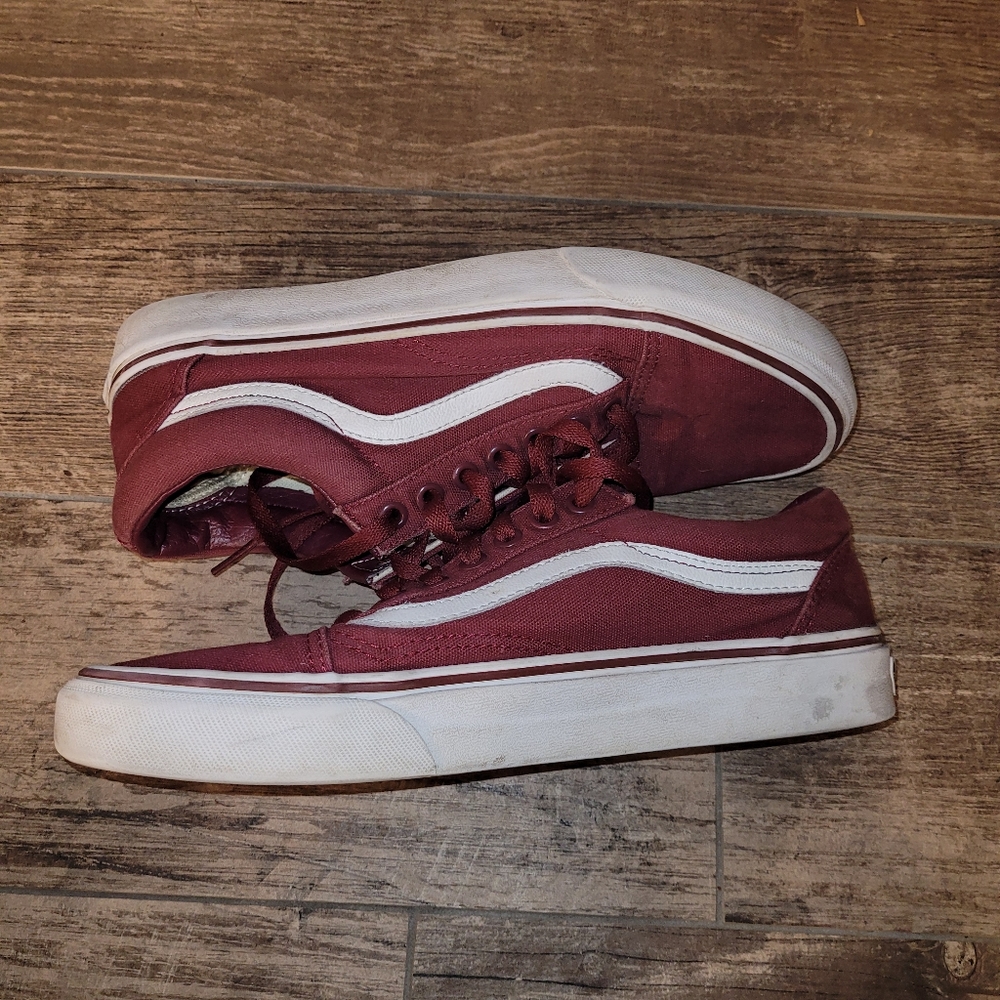VANS Off The Wall Shoes Burgundy Maroon Womans Size 9.5 Mens Size 8 Unisex